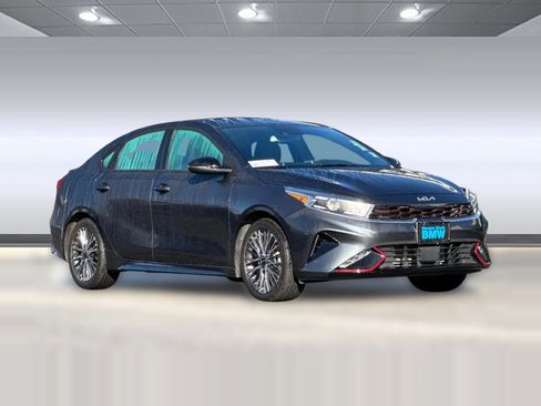 Used 2022 Kia Forte GT-Line w/ GT-Line Premium Package image 7