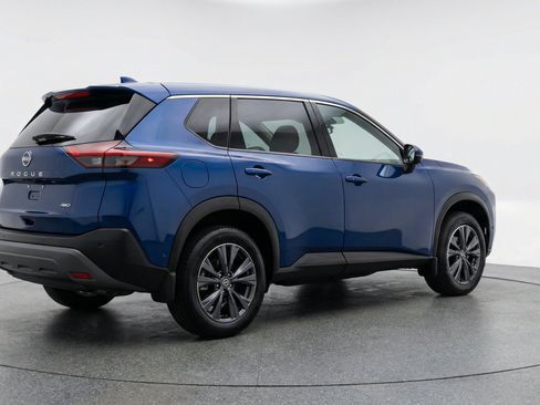 Used 2025 Nissan Rogue SV AWD/4WD image 9