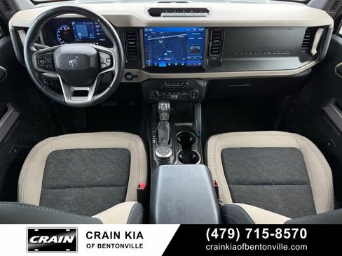 Used 2022 Ford Bronco Wildtrak AWD/4WD image 28