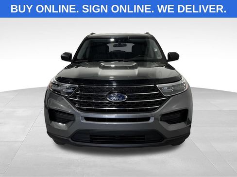Used 2023 Ford Explorer XLT w/ Class IV Trailer Tow Package AWD/4WD image 11
