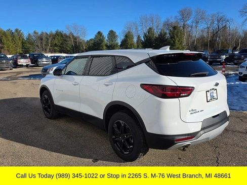 Used 2023 Chevrolet Blazer LT w/ Driver Confidence Package image 7