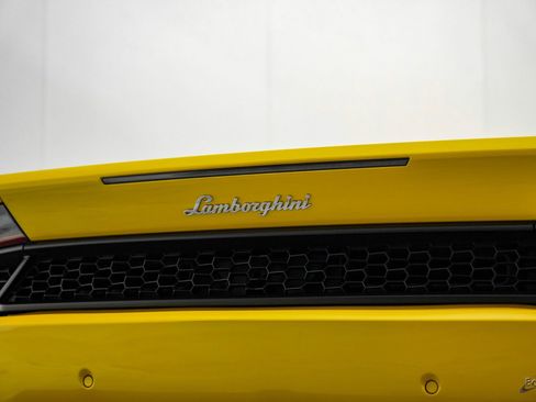 Used 2018 Lamborghini Huracan LP 580-2 image 61