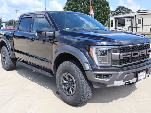 Used 2022 Ford F150 Raptor w/ Raptor 37 Performance Package AWD/4WD image 3