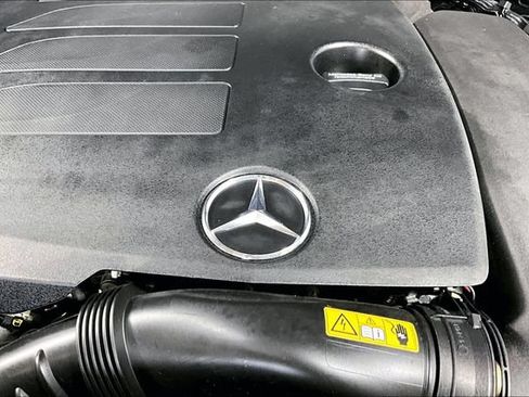 Used 2020 Mercedes-Benz C 300 Sedan w/ Premium Package image 31