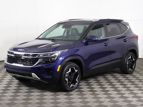 Used 2024 Kia Seltos EX AWD/4WD image 9