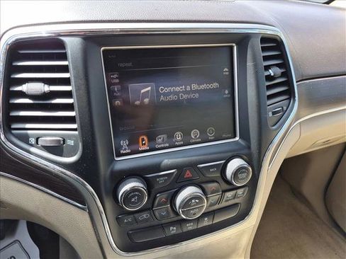 Used 2014 Jeep Grand Cherokee Overland AWD/4WD image 11