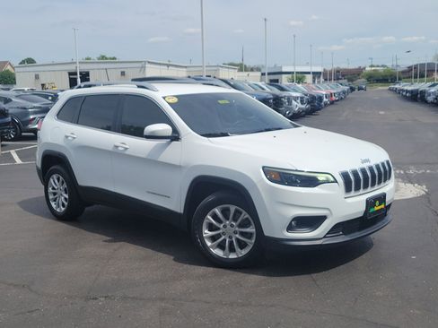 Used 2019 Jeep Cherokee Latitude w/ Popular Appearance Group FWD image 30