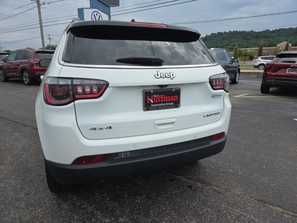 Used 2025 Jeep Compass Limited AWD/4WD image 5