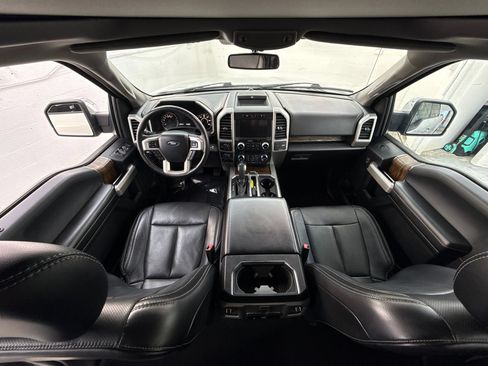 Used 2018 Ford F150 Lariat w/ Equipment Group 502A Luxury AWD/4WD image 17