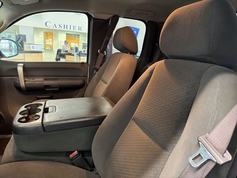 Used 2008 Chevrolet Silverado 1500 LT w/ Power Pack Plus image 16