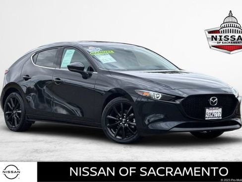 Used 2022 MAZDA MAZDA3 s FWD image 1