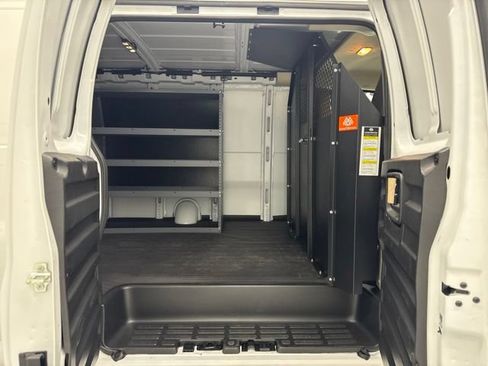New 2026 Chevrolet Express 2500 Extended w/ Driver Convenience Package RWD image 24