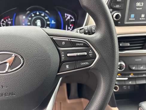 Used 2020 Hyundai Santa Fe SEL image 18