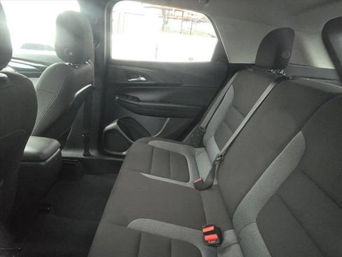 Certified 2025 Chevrolet TrailBlazer LT AWD/4WD image 33