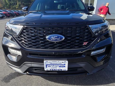 Used 2020 Ford Explorer ST AWD/4WD image 3