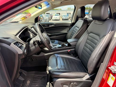 Used 2016 Ford Edge SEL w/ Equipment Group 201A AWD/4WD image 9