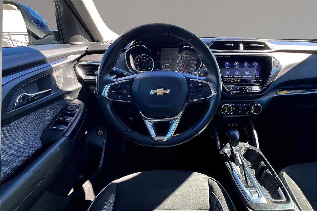 Used 2023 Chevrolet TrailBlazer LT w/ Sun and Liftgate Package AWD/4WD image 8