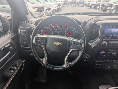 Used 2021 Chevrolet Silverado 1500 LT w/ Z71 Off-Road Package image 20