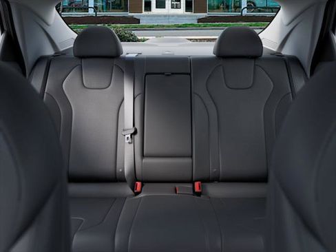 New 2026 Hyundai Elantra Limited image 12