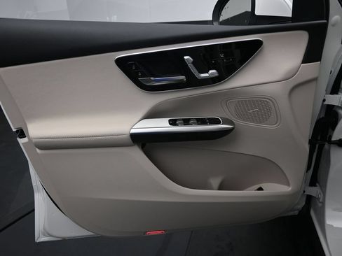 New 2026 Mercedes-Benz GLC 300 4MATIC image 19