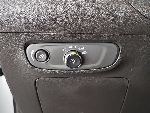 Certified 2026 Buick Encore GX Sport Touring w/ Advanced Technology Package FWD image 23