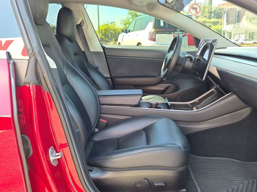 Used 2019 Tesla Model 3 RWD image 32