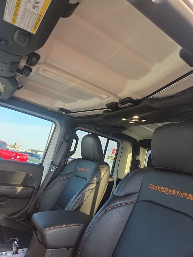 Used 2022 Jeep Gladiator Mojave w/ Cold Weather Group AWD/4WD image 27