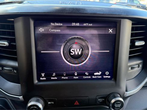 Used 2019 RAM 2500 Big Horn image 21