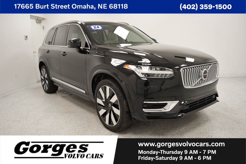 Certified 2024 Volvo XC90 T8 Plus AWD/4WD image 1