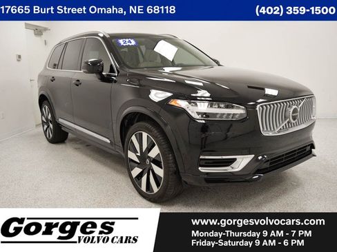 Certified 2024 Volvo XC90 T8 Plus AWD/4WD image 1