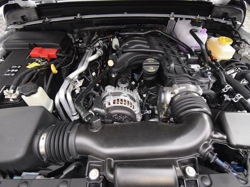 New 2026 Jeep Wrangler Unlimited Rubicon AWD/4WD image 10