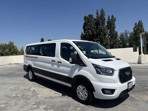 Used 2023 Ford Transit 350 XLT RWD image 14