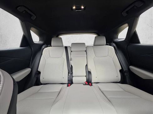 Used 2025 Lexus RX 350 F Sport image 17