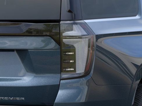 New 2026 Chevrolet Suburban Premier w/ Sun And Tow Package AWD/4WD image 12