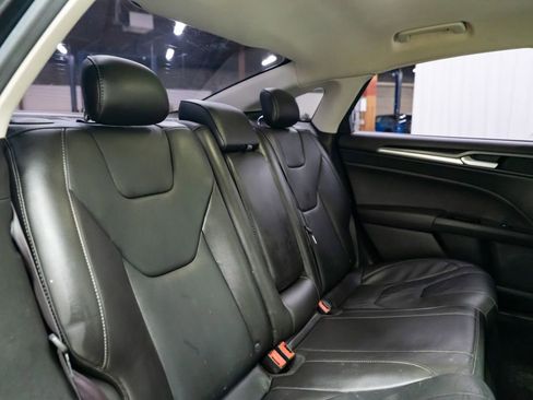 Used 2014 Ford Fusion Titanium image 31