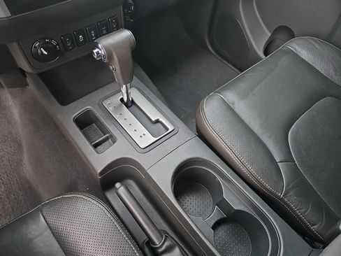 Used 2019 Nissan Frontier PRO-4X w/ Pro-4x Luxury Package AWD/4WD image 29