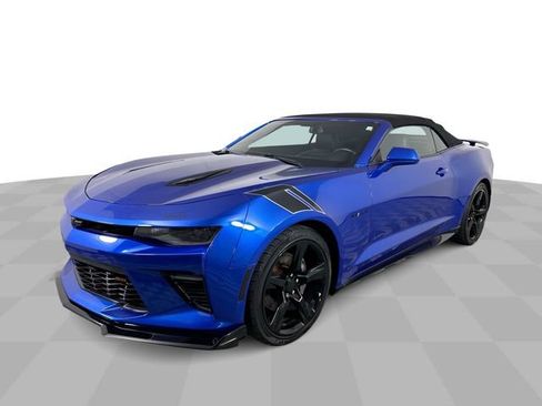Used 2017 Chevrolet Camaro SS RWD image 4