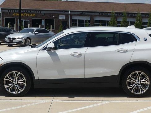 Used 2020 BMW X2 xDrive28i w/ Convenience Package AWD/4WD image 2