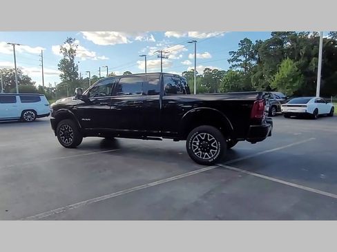 New 2025 RAM 2500 Limited AWD/4WD image 28