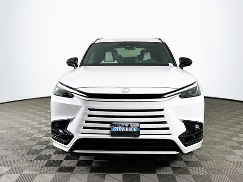 New 2026 Lexus TX 500h AWD image 2