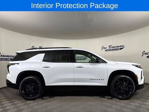 New 2026 Chevrolet Traverse RS image 5