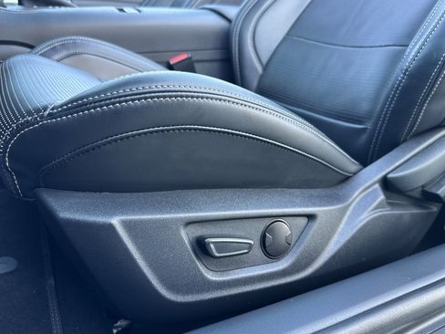 Used 2024 Ford Mustang GT Premium image 12