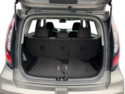 Used 2017 Kia Soul image 27
