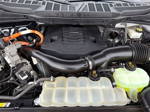 Certified 2022 Ford F150 XLT w/ Equipment Group 302A High image 27