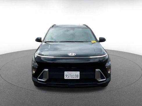 Used 2025 Hyundai Kona SEL image 4