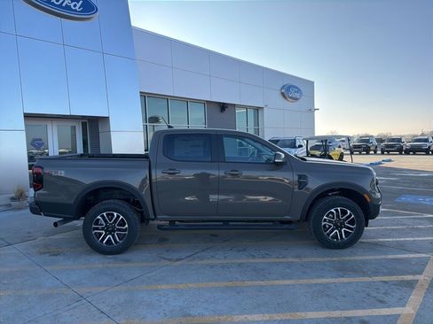 New 2025 Ford Ranger Lariat w/ FX4 Off-Road Package image 10