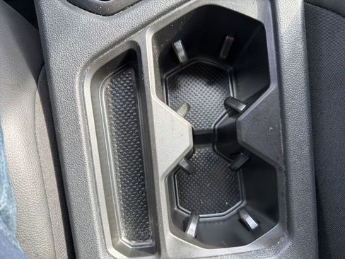 Used 2024 Volkswagen Tiguan SE FWD image 28