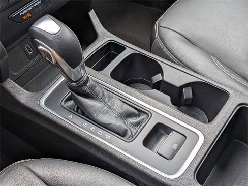 Used 2018 Ford Escape SEL image 16