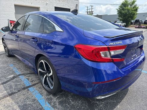 Used 2022 Honda Accord Sport image 3