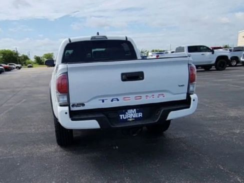Used 2020 Toyota Tacoma TRD Off-Road image 7